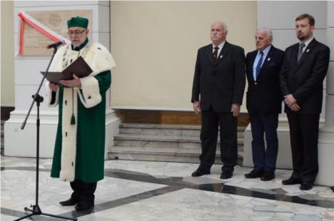 Odsłonięcie tablicy przez JMR